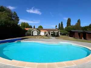 Vivez la douceur de Saint-Vivien-de-Médoc dans une maison où il fait bon vivre.
