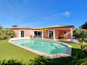 Nouveau Maison de 2010 à Saint-Aygulf 170m2 de pain-pied qua