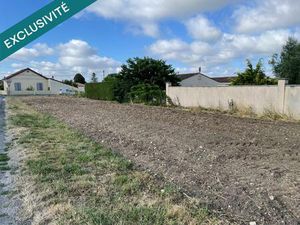 Terrain à bâtir proche d'Angoulême