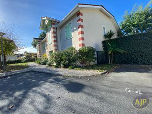 LEGE CENTRE - APPARTEMENT TYPE 3 + PARKINGS