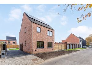 Huis te huur in Kapellen met 4 slaapkamers