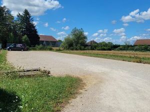 Vente commerce 1100 m² Ambronay (01500)