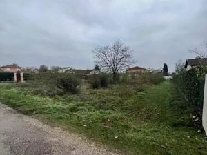Vente terrain 660 m² Saint-Maurice-de-Gourdans (01800)