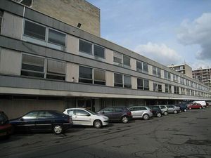 Vente/Location bureau CROIX 390 m²