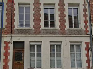 Vente immeuble 191 m² Saint-Quentin (02100)
