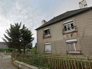 Vente maison 135 m² à Plouguerneau (29880)  103 550 €