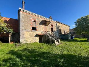 Vente maison 3 pièces 110 m² à La Rochefoucauld (16110)  109 000 €