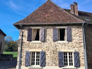 Vente maison 8 pièces 210 m² à Lubersac (19210)  149 500 €