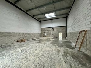 LOCAL D'ACTIVITE A VENDRE