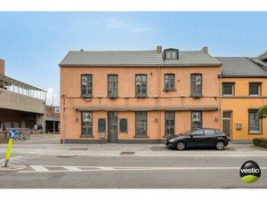 Handelspand met woonst / projectopportuniteit aan de Luikersteenweg.