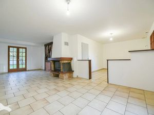 Vente maison 4 pièces 135 m² à Chailles (41120)  209 839 €