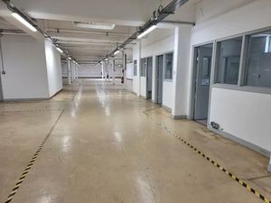 MIXTE ACTIVITES-BUREAUX A LOUER