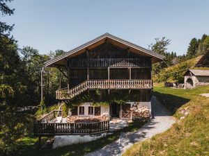 Magnifique ferme rénovée située à Samoëns