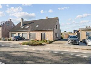 Op te frissen woning nabij centrum Loppem