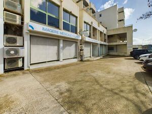 Vente local industriel 254 m² Ajaccio (20000)