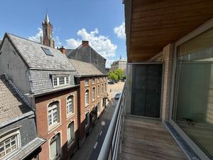 WETTEREN - Hernieuwd appartement in het centrum.