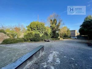 Afgesloten parkeerplaatsen te huur – Tongersesteenweg 7  Tongeren-Borgloon