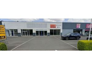 Winkelruimte te huur gelegen langs Ter Ferrants in Kuurne
