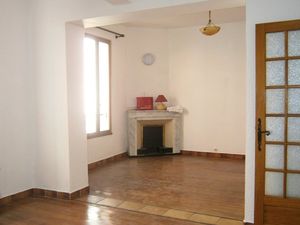 Agréable maison de village située dans le coeur historique du village de Caromb  près de C