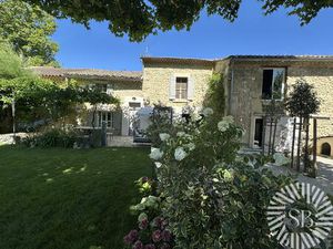 Mas au calme  Jardin  Piscine   3 chambres  studio indépendant  plateau aménageable ...