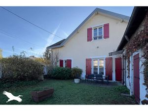 Vente maison 7 pièces 215 m² à Limoges (87000)  314 160 €