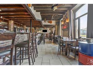 Commercieel te koop in Diksmuide met 3 slaapkamers