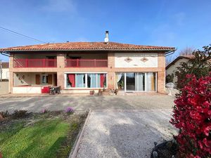 Vente ferme 5 pièces 230 m² à La Ville-Dieu-du-Temple (82290)  419 000 €