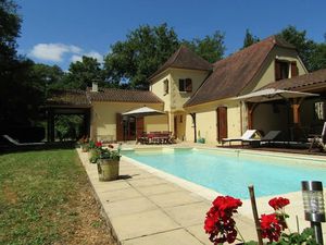 Vente maison 7 pièces 150 m² à Montignac (24290)  395 000 €