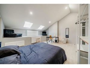 Appartement en colocation à Boulevard Alfred de Fontaine Charleroi (VBD54979)