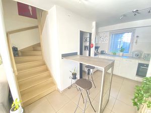 Vente maison 4 pièces 70 m² à Simiane-Collongue (13109)  367 500 €