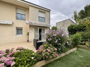 Vente maison 4 pièces 93 m² à Champs-sur-Marne (77420)  365 000 €