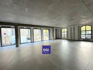 Bureau local professionnel à louer Nîmes Jean Jaurès 90 m2