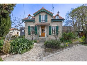 Vente villa 9 pièces 198 m² à Valreas (84600)  410 000 €