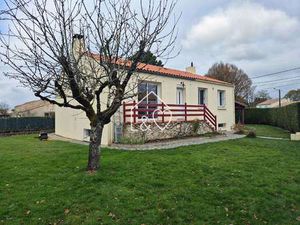 Vente Maison à La Chaize-le-Vicomte (85310) : à vendre / 100m² La Chaize-le-Vicomte