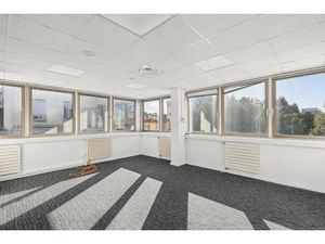 Bureaux à vendre . Point Sud