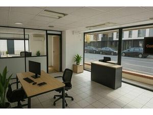 Location commerce 123 m² à Tours (37000)