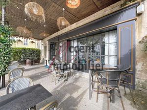 Maillane  fonds de commerce restaurant