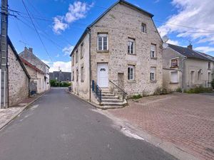 Ensemble immobilier 3 maisons Mauregny-en-Haye