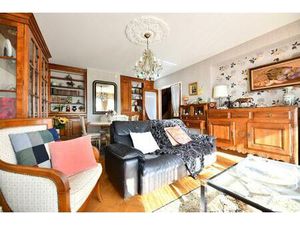 Appartement de type T5 - 103 m2