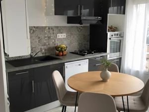 Vente appartement 2 pièces 52 m² à Saint-Etienne (42000)  64 500 €