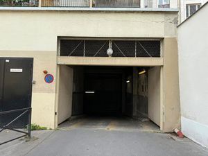 Parking / box Paris 9 m2