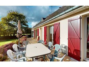 Maison Vasteville m² T-6 à vendre  269 000 €