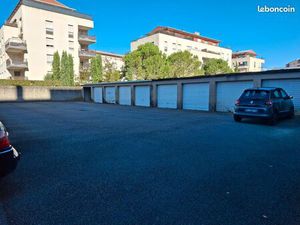 A louer garage Valence avenue Victor Hugo