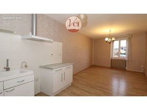 T2 Duplex indépendant  au cœur de Cusset  proche commerces et commodités