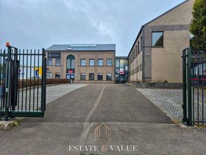 Bien professionnel à louer à Thimister € 700 (LHJGQ) - Estate & value | Zimmo