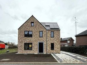 Maison à louer à Molenbeersel € 1.600 (LHJZG) | Zimmo