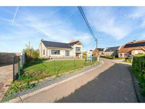 Spacieuse maison familiale avec jardin à Budingen