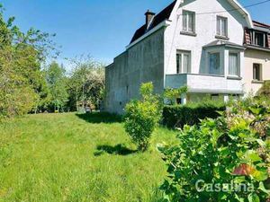 Un magnifique terrain à bâtir à proximité de Place Dumont