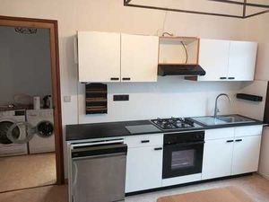 Petit appartement proche gare - possibilité jardin