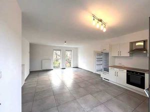 ?A louer - Agréable maison 3 façades à FLORENVILLE ?